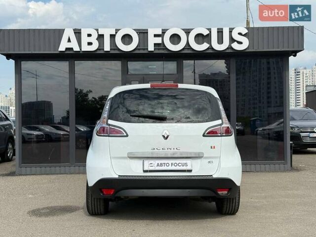 Белый Рено Сценик, объемом двигателя 1.46 л и пробегом 235 тыс. км за 8790 $, фото 5 на Automoto.ua