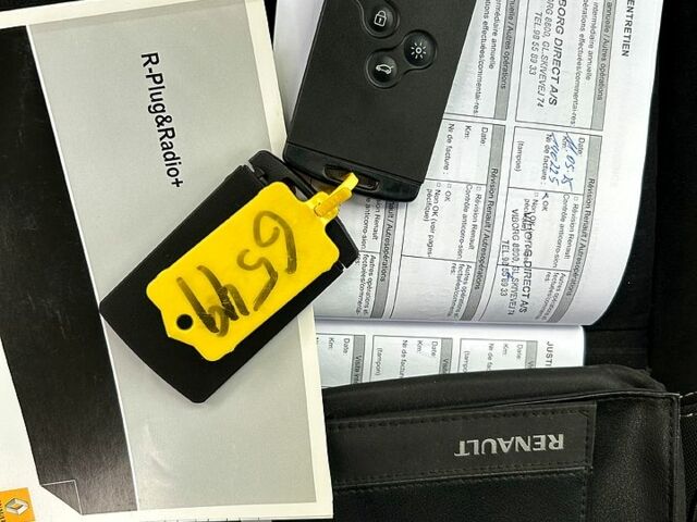 Белый Рено Сценик, объемом двигателя 1.5 л и пробегом 148 тыс. км за 8500 $, фото 13 на Automoto.ua