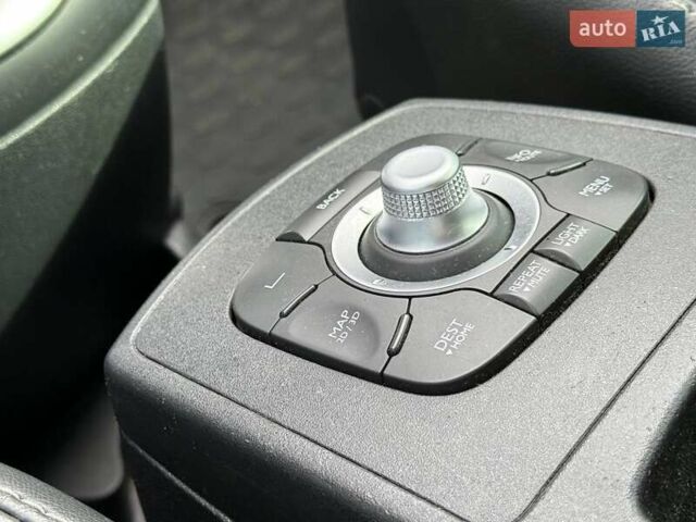 Белый Рено Сценик, объемом двигателя 1.46 л и пробегом 235 тыс. км за 8790 $, фото 27 на Automoto.ua