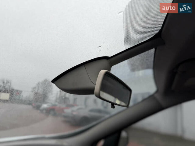 Белый Рено Сценик, объемом двигателя 1.6 л и пробегом 260 тыс. км за 7950 $, фото 36 на Automoto.ua