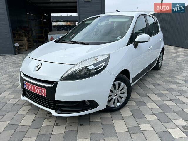 Белый Рено Сценик, объемом двигателя 1.5 л и пробегом 148 тыс. км за 8400 $, фото 137 на Automoto.ua