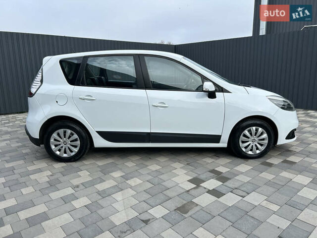 Белый Рено Сценик, объемом двигателя 1.5 л и пробегом 148 тыс. км за 8400 $, фото 109 на Automoto.ua