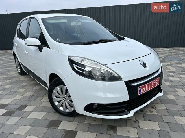 Белый Рено Сценик, объемом двигателя 1.5 л и пробегом 148 тыс. км за 8400 $, фото 107 на Automoto.ua