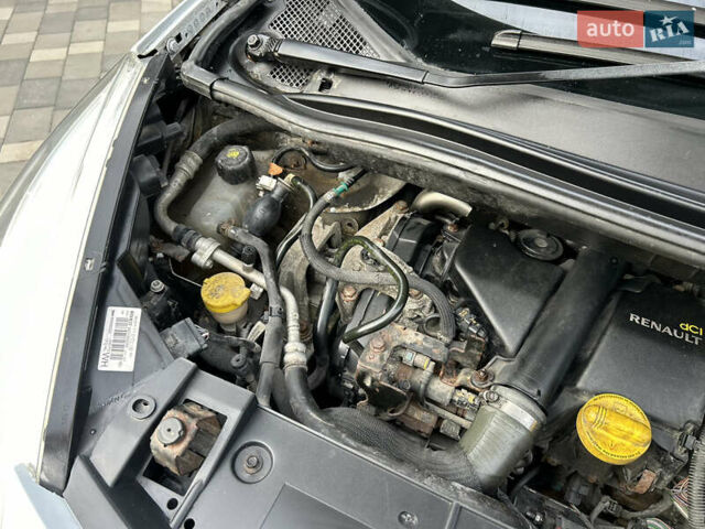 Белый Рено Сценик, объемом двигателя 1.5 л и пробегом 148 тыс. км за 8400 $, фото 31 на Automoto.ua