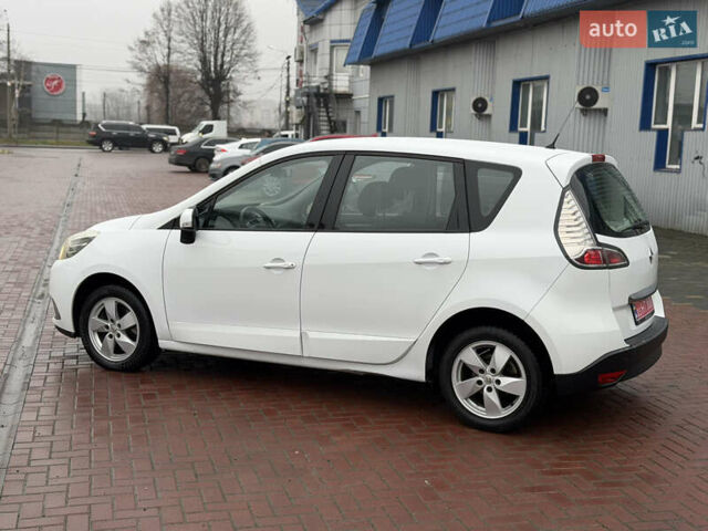 Белый Рено Сценик, объемом двигателя 1.6 л и пробегом 260 тыс. км за 7950 $, фото 7 на Automoto.ua