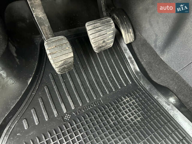 Белый Рено Сценик, объемом двигателя 1.5 л и пробегом 148 тыс. км за 8400 $, фото 94 на Automoto.ua