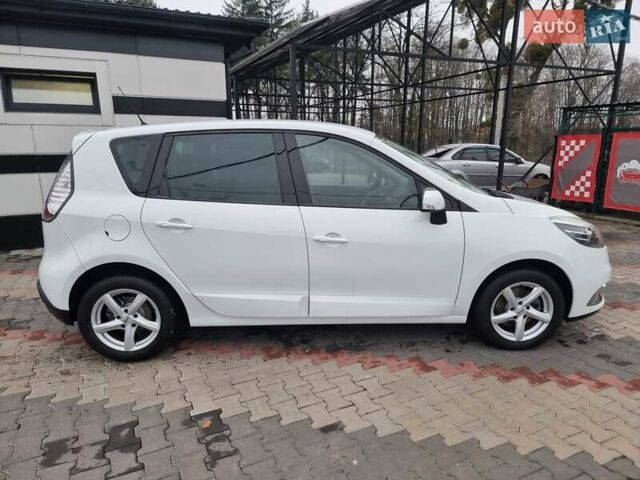 Белый Рено Сценик, объемом двигателя 1.5 л и пробегом 223 тыс. км за 8400 $, фото 17 на Automoto.ua