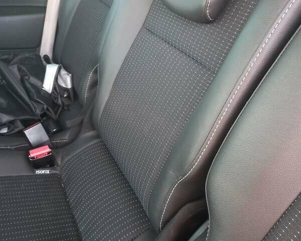 Белый Рено Сценик, объемом двигателя 1.6 л и пробегом 205 тыс. км за 9800 $, фото 11 на Automoto.ua