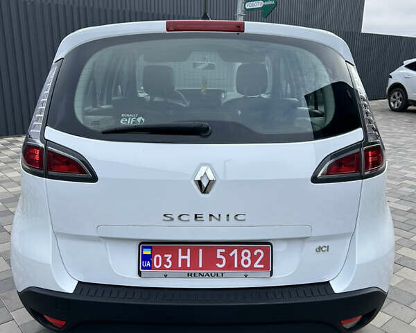 Белый Рено Сценик, объемом двигателя 1.5 л и пробегом 148 тыс. км за 8400 $, фото 115 на Automoto.ua