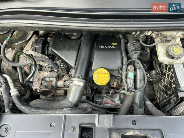 Белый Рено Сценик, объемом двигателя 1.5 л и пробегом 148 тыс. км за 8400 $, фото 29 на Automoto.ua
