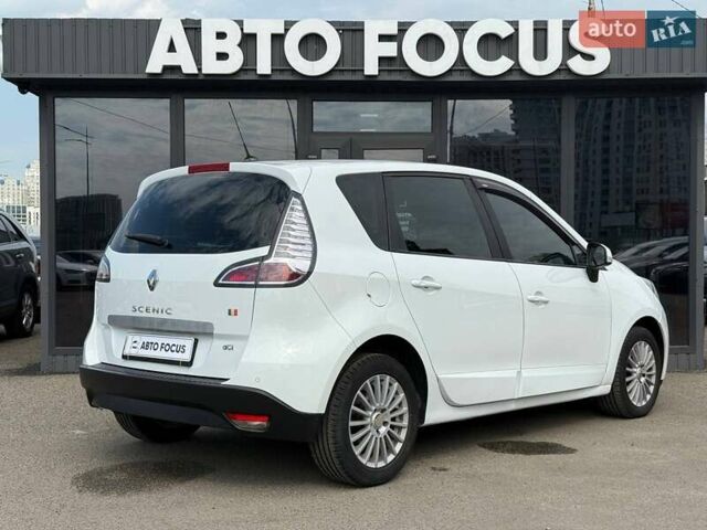 Белый Рено Сценик, объемом двигателя 1.46 л и пробегом 235 тыс. км за 8790 $, фото 6 на Automoto.ua