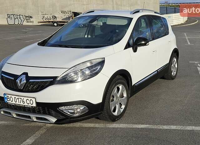 Білий Рено Сценік, об'ємом двигуна 1.6 л та пробігом 122 тис. км за 9800 $, фото 2 на Automoto.ua