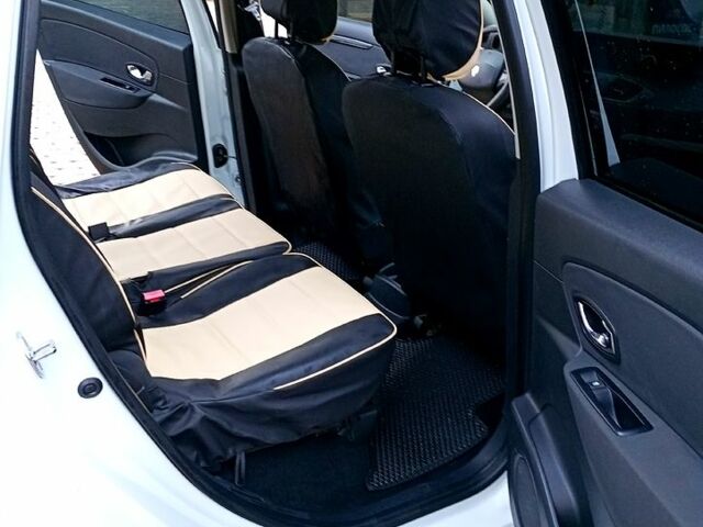 Рено Сценик 2014 в Полтаве на Automoto.ua Белый Рено Сценик, объемом двигателя 1.5 л и пробегом 177 тыс. км за 7800 $, фото 6 на Automoto.ua