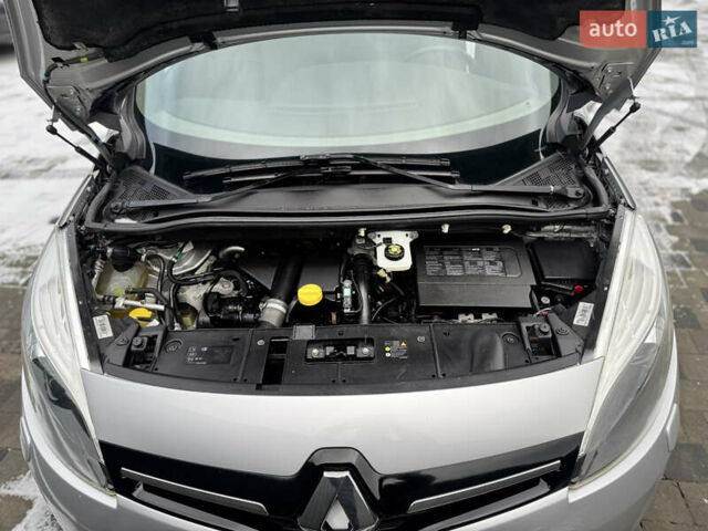 Белый Рено Сценик, объемом двигателя 1.46 л и пробегом 198 тыс. км за 9200 $, фото 92 на Automoto.ua