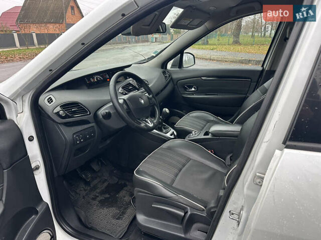 Білий Рено Сценік, об'ємом двигуна 1.46 л та пробігом 265 тис. км за 6550 $, фото 28 на Automoto.ua