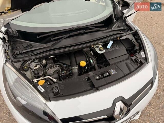 Білий Рено Сценік, об'ємом двигуна 1.5 л та пробігом 208 тис. км за 10500 $, фото 19 на Automoto.ua