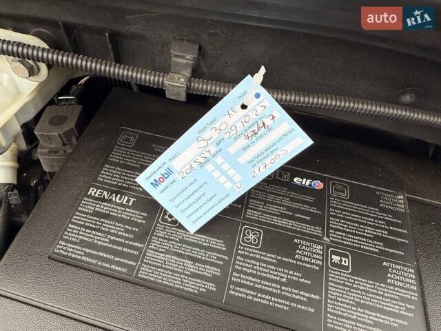 Білий Рено Сценік, об'ємом двигуна 1.5 л та пробігом 208 тис. км за 10500 $, фото 20 на Automoto.ua