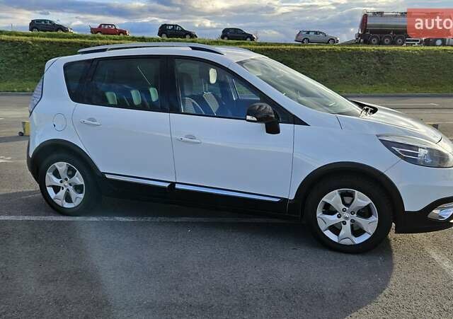 Білий Рено Сценік, об'ємом двигуна 1.6 л та пробігом 122 тис. км за 9800 $, фото 5 на Automoto.ua