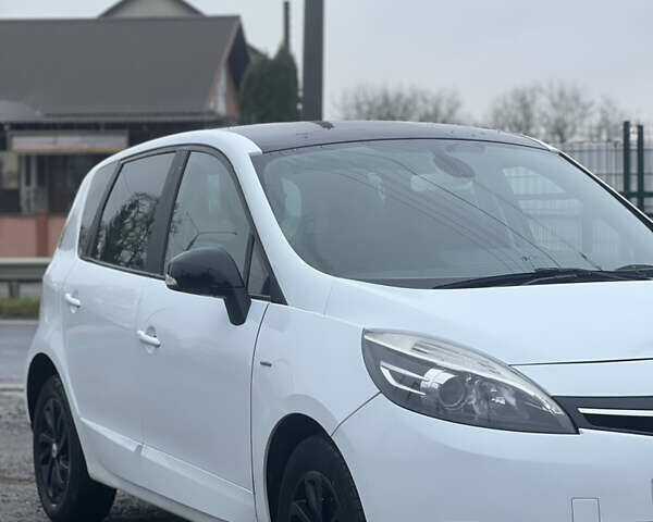 Білий Рено Сценік, об'ємом двигуна 1.46 л та пробігом 221 тис. км за 9700 $, фото 13 на Automoto.ua