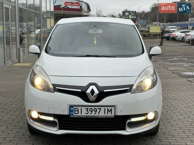 Білий Рено Сценік, об'ємом двигуна 1.46 л та пробігом 349 тис. км за 9999 $, фото 3 на Automoto.ua
