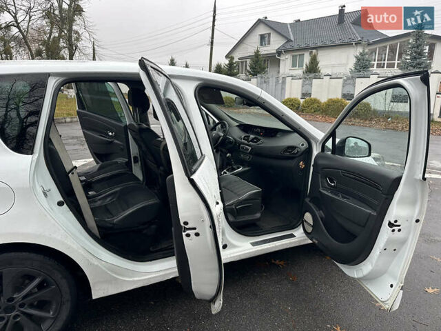 Білий Рено Сценік, об'ємом двигуна 1.46 л та пробігом 265 тис. км за 6550 $, фото 42 на Automoto.ua