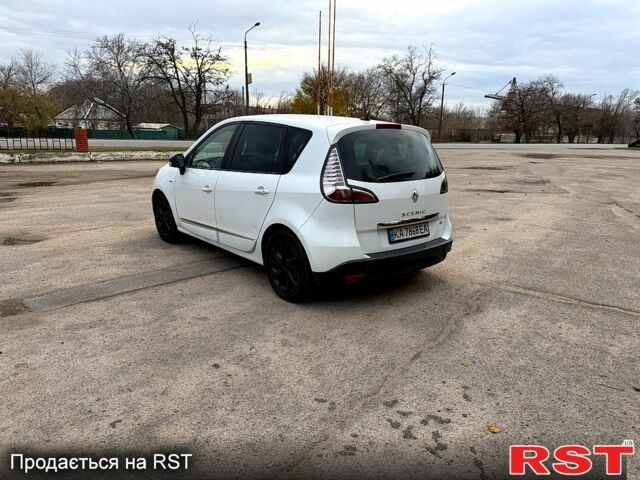 Белый Рено Сценик, объемом двигателя 1.5 л и пробегом 265 тыс. км за 6800 $, фото 5 на Automoto.ua