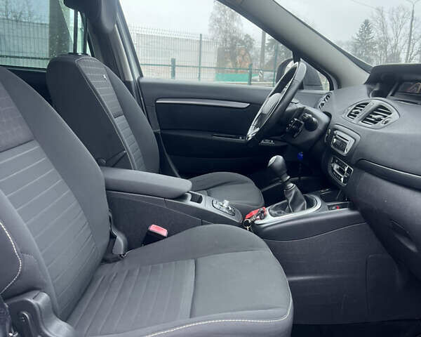 Білий Рено Сценік, об'ємом двигуна 1.46 л та пробігом 221 тис. км за 9700 $, фото 22 на Automoto.ua