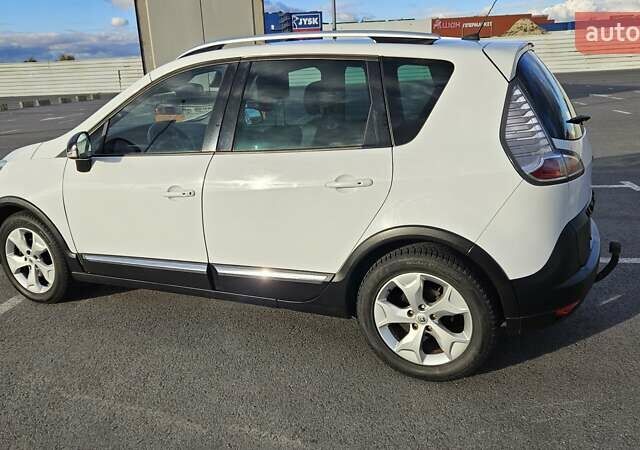 Білий Рено Сценік, об'ємом двигуна 1.6 л та пробігом 122 тис. км за 9800 $, фото 1 на Automoto.ua