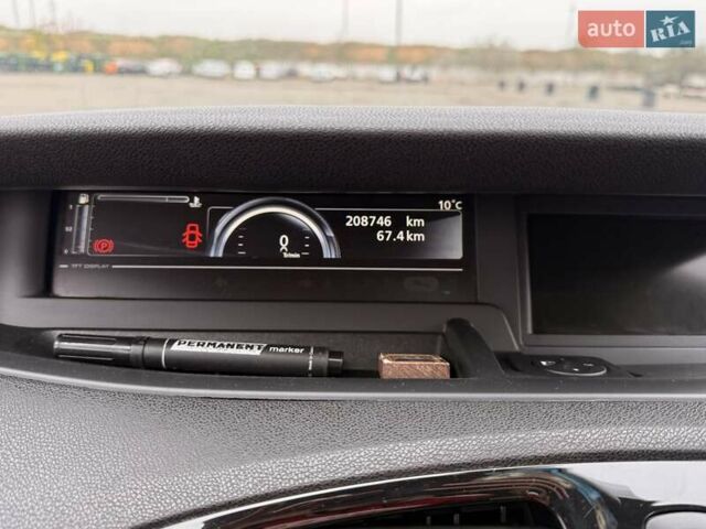 Білий Рено Сценік, об'ємом двигуна 1.5 л та пробігом 208 тис. км за 10500 $, фото 14 на Automoto.ua