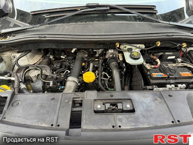 Белый Рено Сценик, объемом двигателя 1.5 л и пробегом 265 тыс. км за 6800 $, фото 12 на Automoto.ua