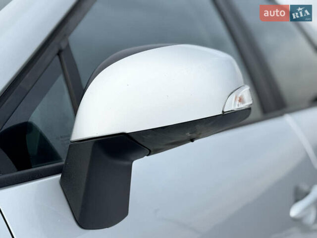 Белый Рено Сценик, объемом двигателя 1.46 л и пробегом 198 тыс. км за 9200 $, фото 20 на Automoto.ua