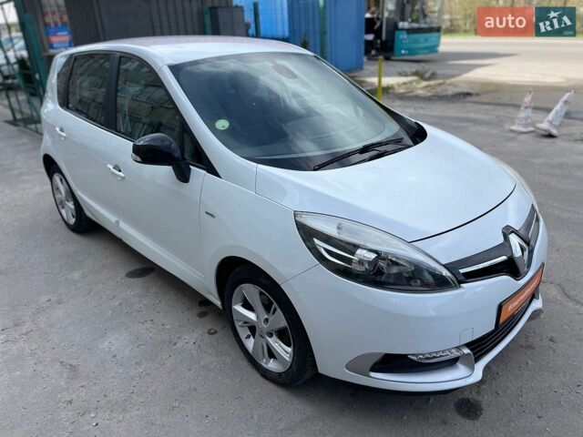 Белый Рено Сценик, объемом двигателя 1.46 л и пробегом 203 тыс. км за 10700 $, фото 83 на Automoto.ua