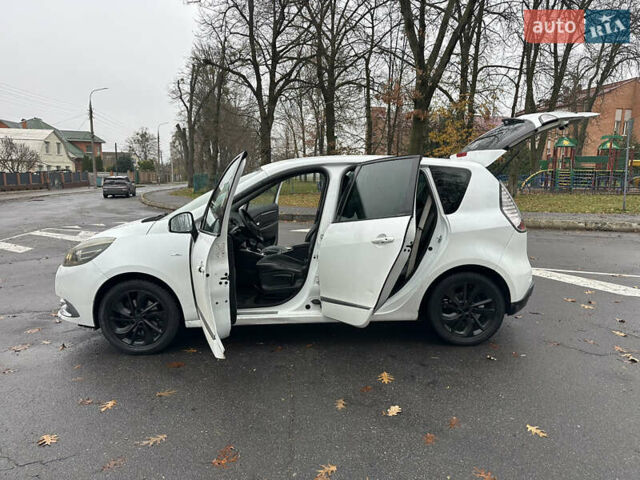 Білий Рено Сценік, об'ємом двигуна 1.46 л та пробігом 265 тис. км за 6550 $, фото 43 на Automoto.ua