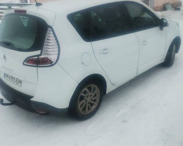Белый Рено Сценик, объемом двигателя 2 л и пробегом 348 тыс. км за 7763 $, фото 1 на Automoto.ua