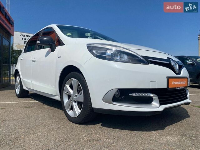 Білий Рено Сценік, об'ємом двигуна 1.46 л та пробігом 203 тис. км за 10700 $, фото 82 на Automoto.ua