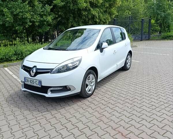 Белый Рено Сценик, объемом двигателя 1.46 л и пробегом 258 тыс. км за 8700 $, фото 1 на Automoto.ua