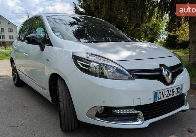 Рено Сценик 2015 в Дубно на Automoto.ua Белый Рено Сценик, объемом двигателя 1.46 л и пробегом 212 тыс. км за 10200 $, фото 18 на Automoto.ua