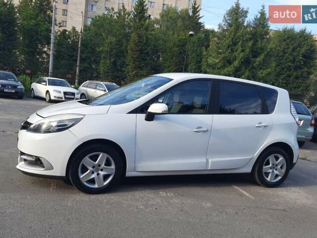Белый Рено Сценик, объемом двигателя 1.46 л и пробегом 199 тыс. км за 8899 $, фото 2 на Automoto.ua