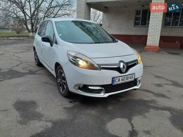Белый Рено Сценик, объемом двигателя 1.46 л и пробегом 238 тыс. км за 10700 $, фото 18 на Automoto.ua
