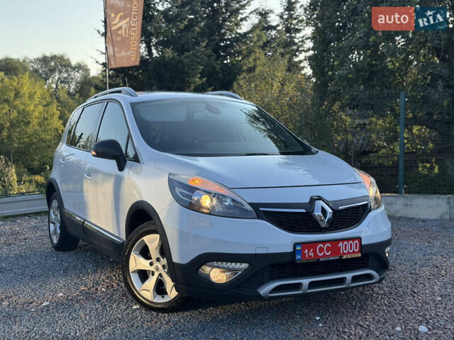 Білий Рено Сценік, об'ємом двигуна 1.5 л та пробігом 178 тис. км за 9990 $, фото 3 на Automoto.ua