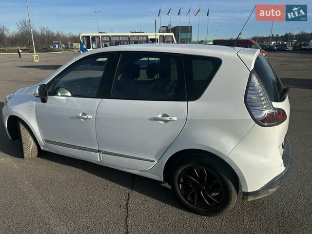 Білий Рено Сценік, об'ємом двигуна 1.46 л та пробігом 173 тис. км за 8850 $, фото 4 на Automoto.ua