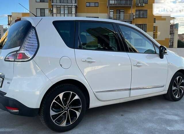 Белый Рено Сценик, объемом двигателя 1.46 л и пробегом 160 тыс. км за 10850 $, фото 6 на Automoto.ua
