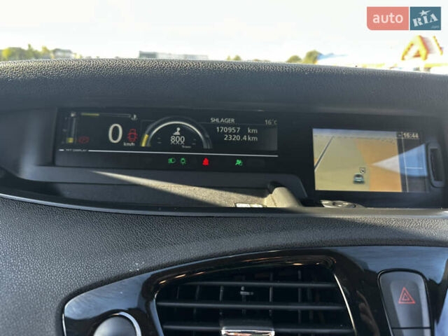 Белый Рено Сценик, объемом двигателя 1.46 л и пробегом 171 тыс. км за 8550 $, фото 13 на Automoto.ua