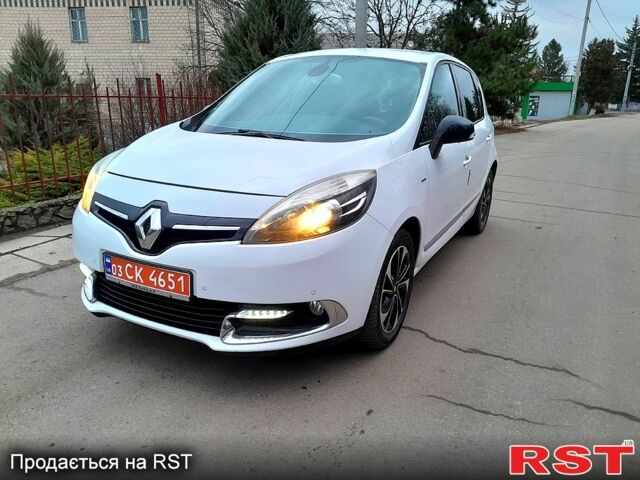 Белый Рено Сценик, объемом двигателя 1.5 л и пробегом 181 тыс. км за 11300 $, фото 10 на Automoto.ua