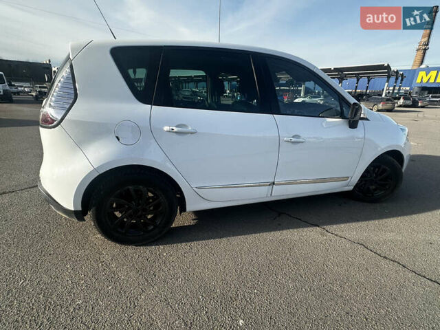 Білий Рено Сценік, об'ємом двигуна 1.46 л та пробігом 173 тис. км за 8850 $, фото 7 на Automoto.ua