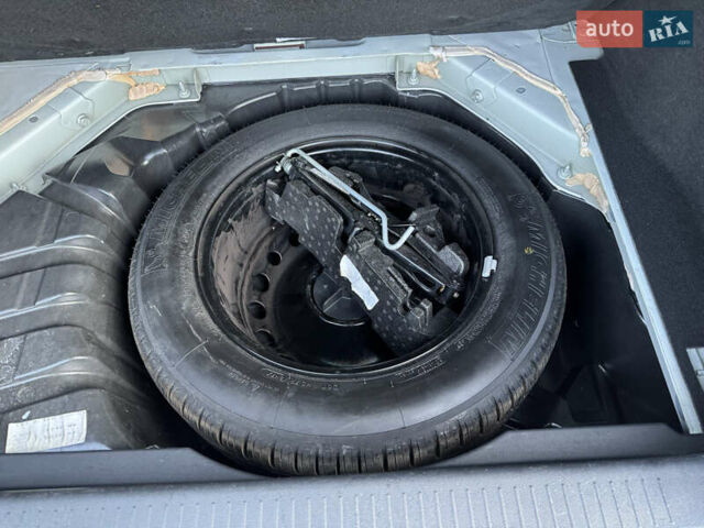 Білий Рено Сценік, об'ємом двигуна 1.5 л та пробігом 178 тис. км за 9990 $, фото 31 на Automoto.ua