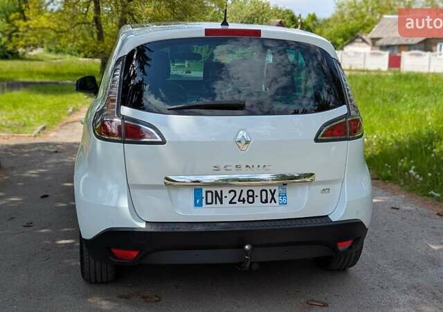 Рено Сценик 2015 в Дубно на Automoto.ua Белый Рено Сценик, объемом двигателя 1.46 л и пробегом 212 тыс. км за 10200 $, фото 8 на Automoto.ua