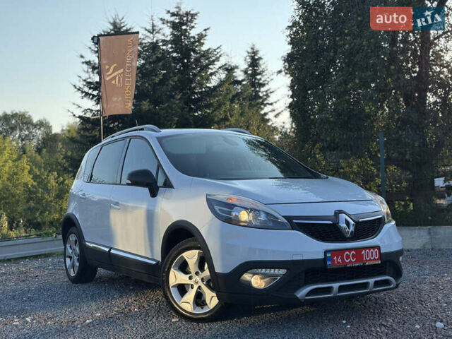 Білий Рено Сценік, об'ємом двигуна 1.5 л та пробігом 178 тис. км за 9990 $, фото 4 на Automoto.ua