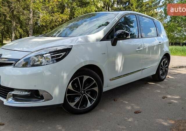 Рено Сценик 2015 в Дубно на Automoto.ua Белый Рено Сценик, объемом двигателя 1.46 л и пробегом 212 тыс. км за 10200 $, фото 19 на Automoto.ua