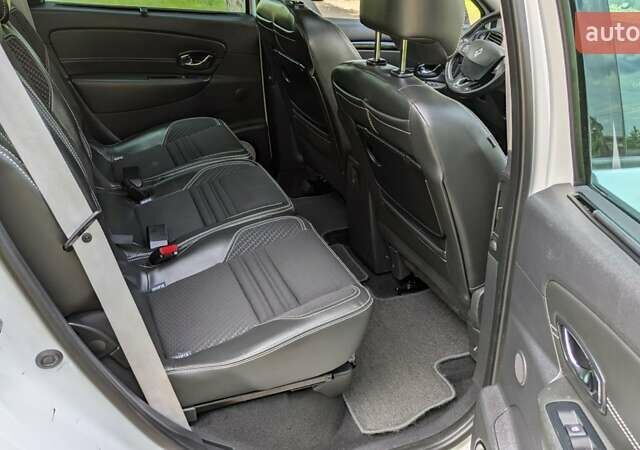 Рено Сценик 2015 в Дубно на Automoto.ua Белый Рено Сценик, объемом двигателя 1.46 л и пробегом 212 тыс. км за 10200 $, фото 12 на Automoto.ua